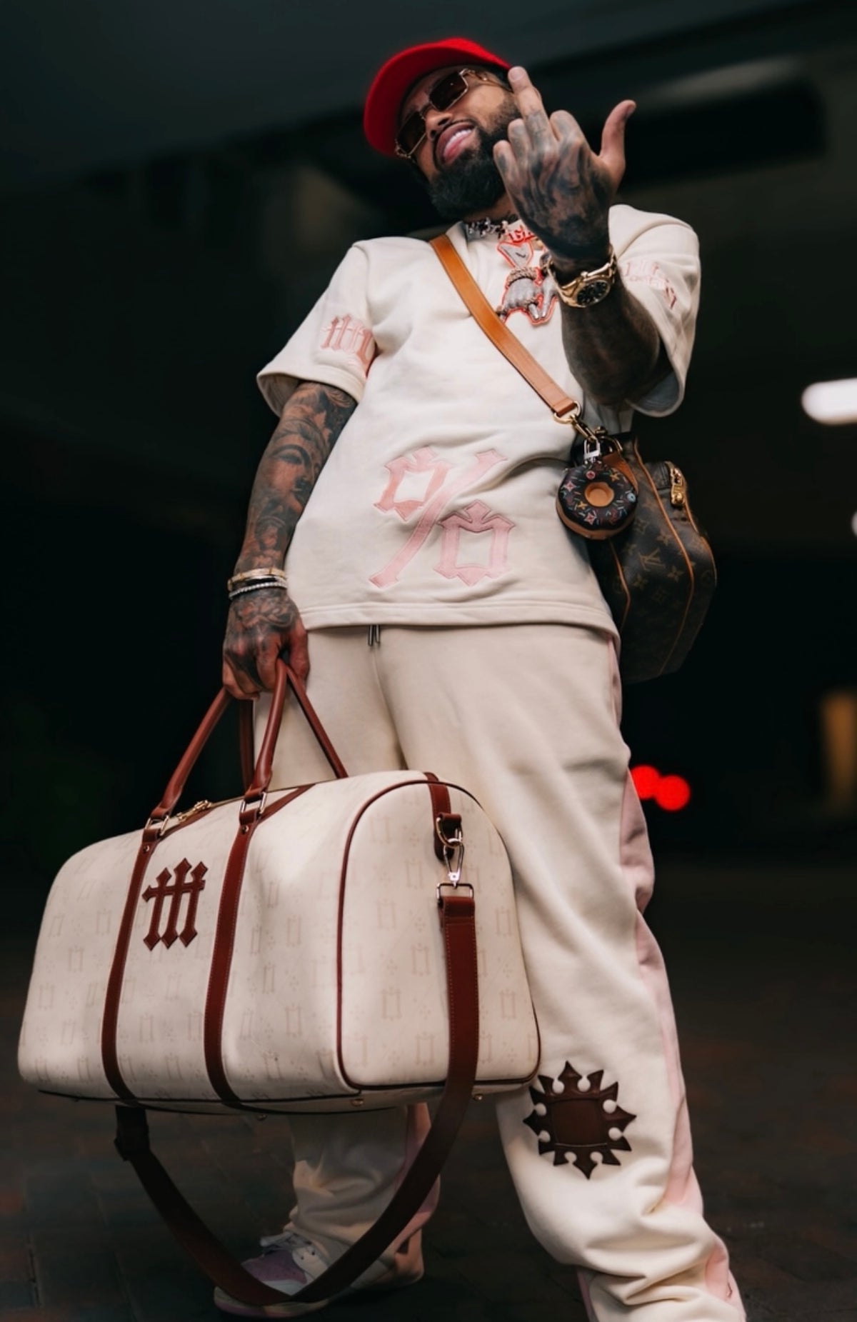 Millo Gang Designer % creme and pink t-shirt by Bryant Myers – photo 1